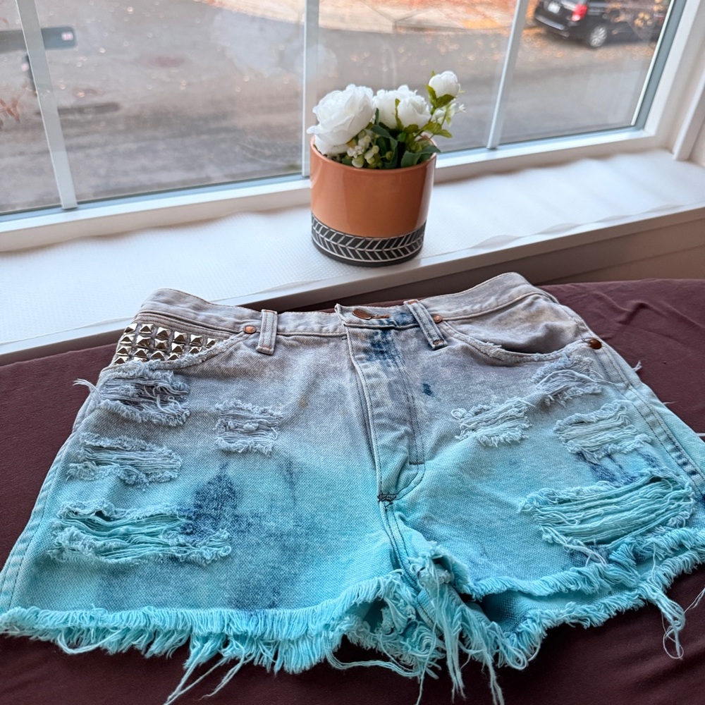 Wrangler Blue Ombre Distressed Jean Shorts